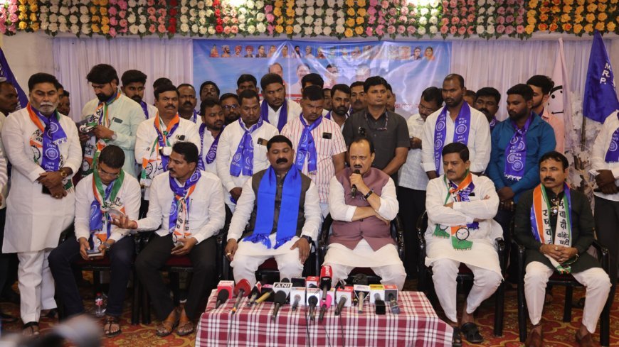 Maharashtra Republican Party Pledges Support to Ajit Pawar's NCP